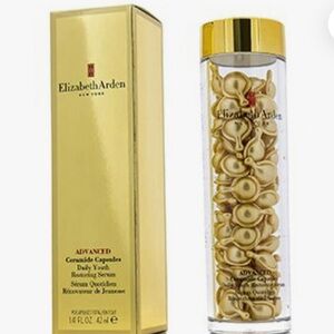 Elizabeth Arden Advanced Ceramide Capsules Daily Youth Restoring Serum.